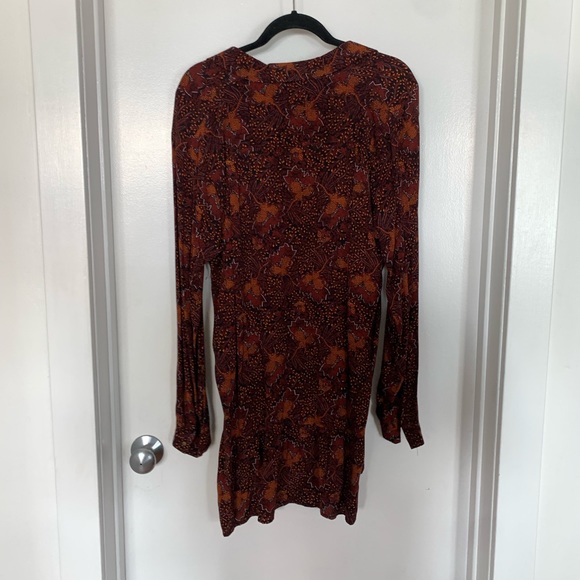 KNOT SISTERS dress - Picture 2 of 3